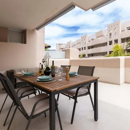 El Horno 2 - Two Bed Apartment Playa Paraiso (Tenerife)